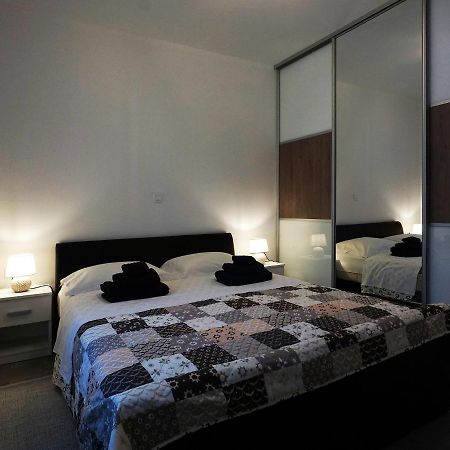 Deluxe Apartment Joia With Balcony On The Beach Bacvice, Free Parking, Old Town, Near Ferry Port Split Ngoại thất bức ảnh
