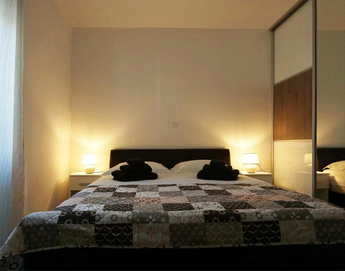 Deluxe Apartment Joia With Balcony On The Beach Bacvice, Free Parking, Old Town, Near Ferry Port Split Ngoại thất bức ảnh