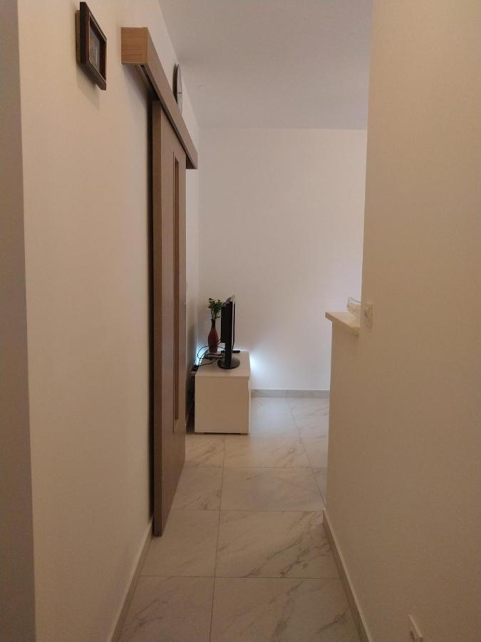 Deluxe Apartment Joia With Balcony On The Beach Bacvice, Free Parking, Old Town, Near Ferry Port Split Ngoại thất bức ảnh